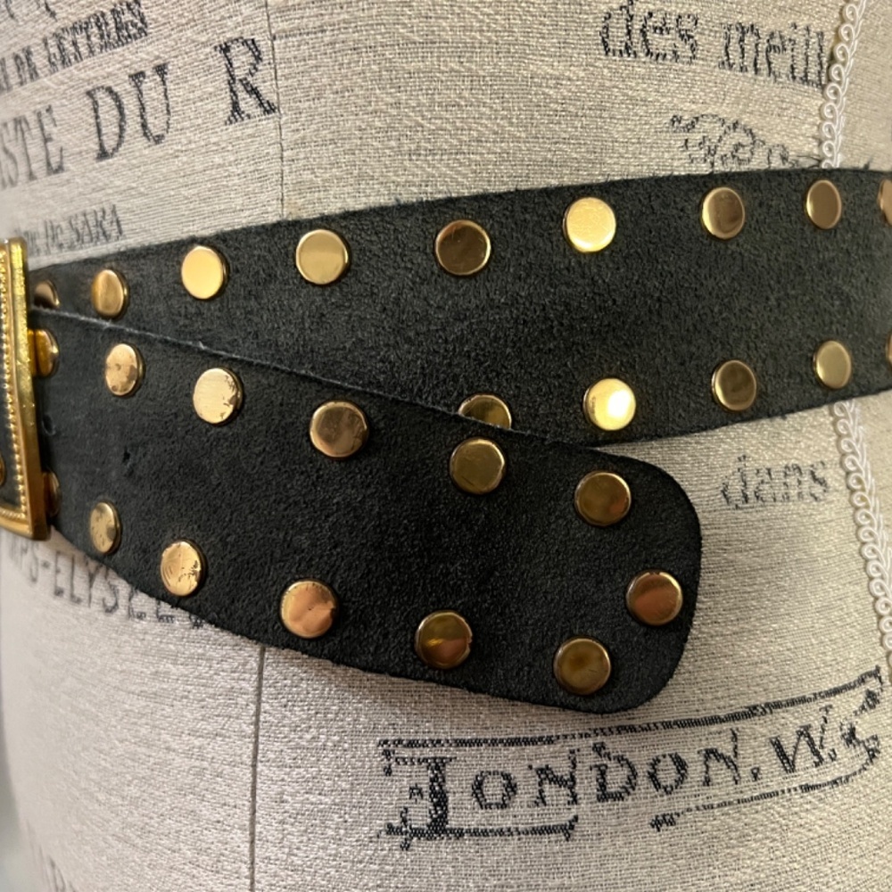VINTAGE 80s Sage/Olive Suede Gold Tone Bling Studded Fashion Belt - unique! - Picture 3 of 14
